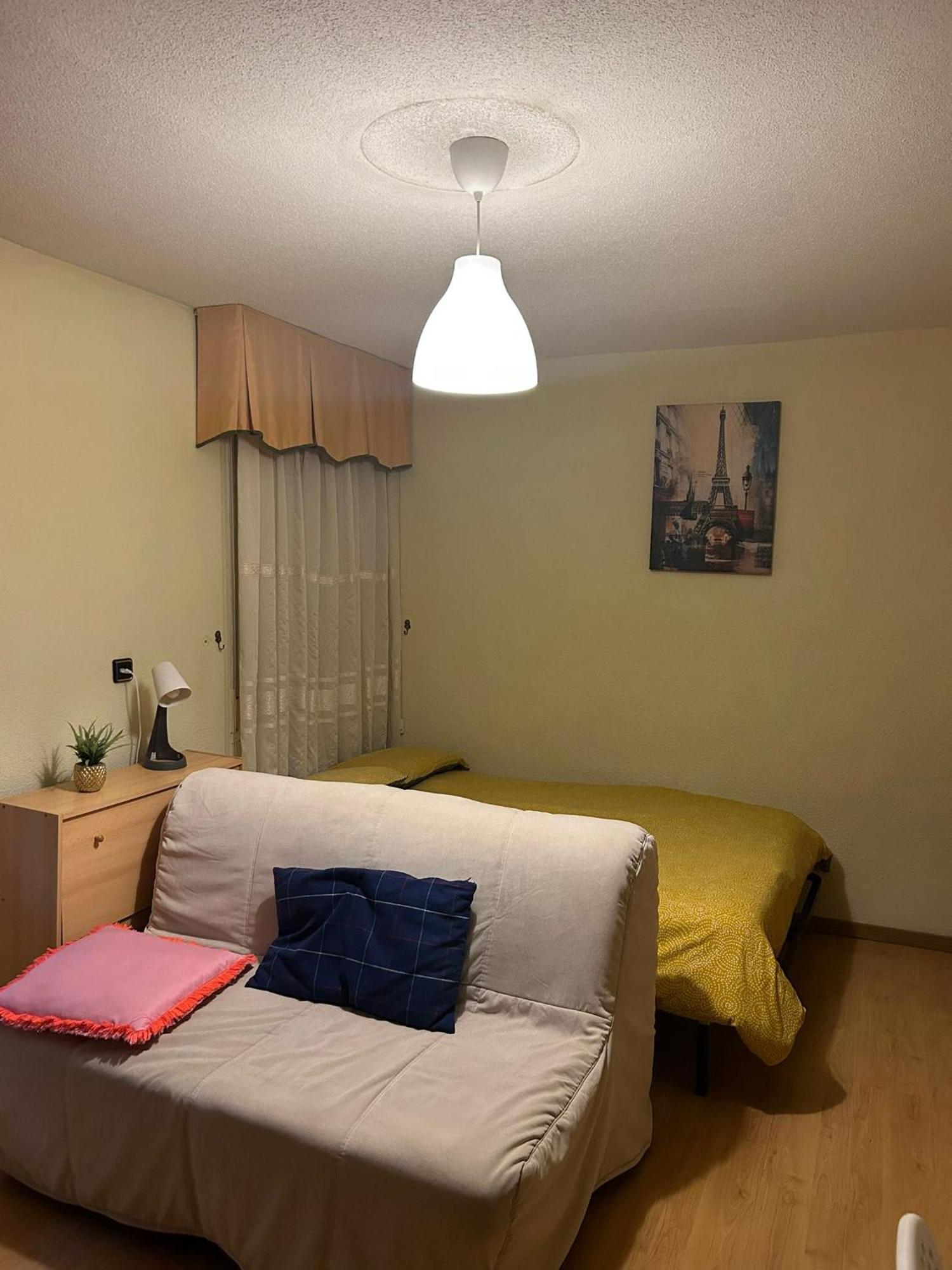 Amplia Habitacion En Buena Ubicacion Madrid Ngoại thất bức ảnh